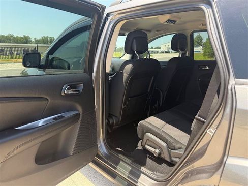 Used 2012 Dodge Journey Crew w/ Flexible Seating Group AWD/4WD image 14
