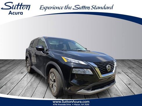 Used 2021 Nissan Rogue SV FWD image 1
