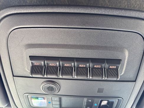 Used 2022 Ford Bronco Black Diamond w/ Sasquatch Package image 10