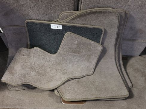 Used 2019 BMW X7 xDrive50i w/ Premium Package image 49