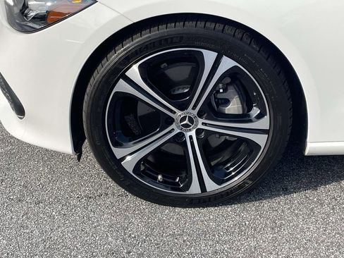 Used 2022 Mercedes-Benz C 300 Sedan image 9