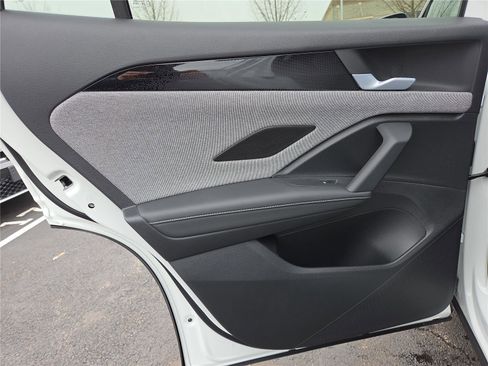 New 2026 Volkswagen Tiguan S image 26