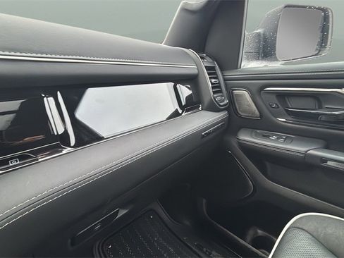 Used 2025 RAM 1500 Limited image 24