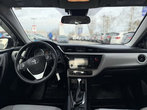 Certified 2019 Toyota Corolla LE image 19