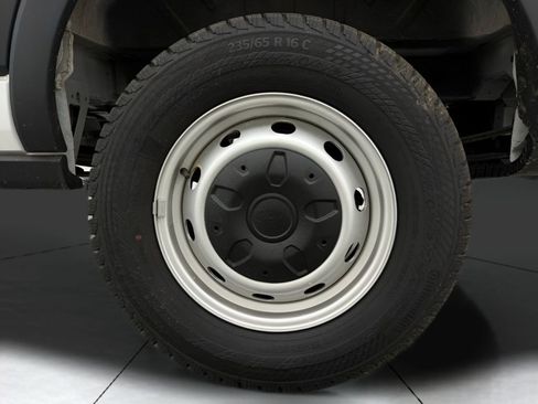 Used 2024 Ford Transit 150 Low Roof RWD image 28