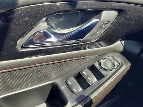 Used 2023 Chevrolet Traverse RS w/ LPO, Floor Liner Package FWD image 18