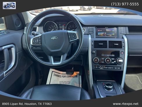 Used 2018 Land Rover Discovery Sport SE AWD/4WD image 30