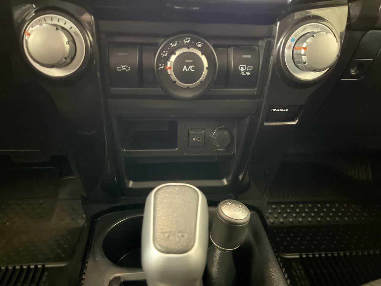 Certified 2020 Toyota 4Runner TRD Off-Road AWD/4WD image 19