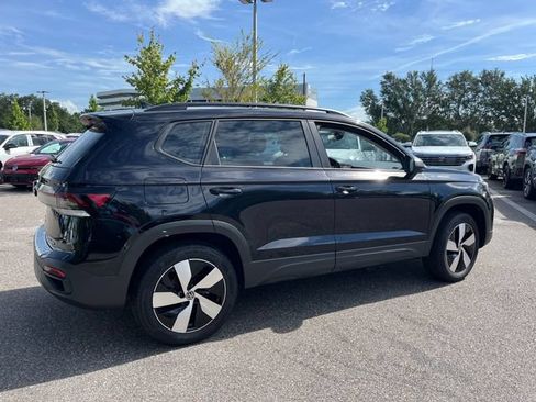 Used 2025 Volkswagen Taos S AWD/4WD image 7