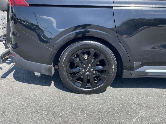 Certified 2022 Kia Carnival SX FWD image 7