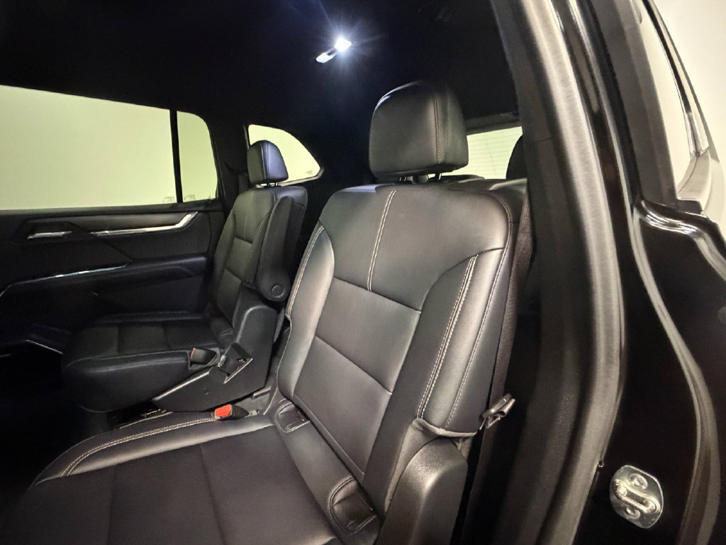 Used 2024 GMC Acadia Elevation AWD/4WD image 48