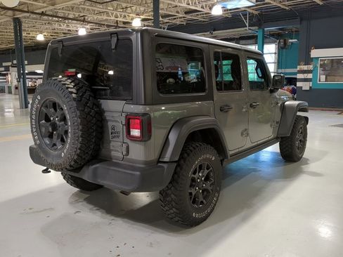 Used 2022 Jeep Wrangler Unlimited Sport AWD/4WD image 8