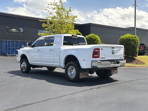 Used 2022 RAM 3500 Laramie AWD/4WD image 15