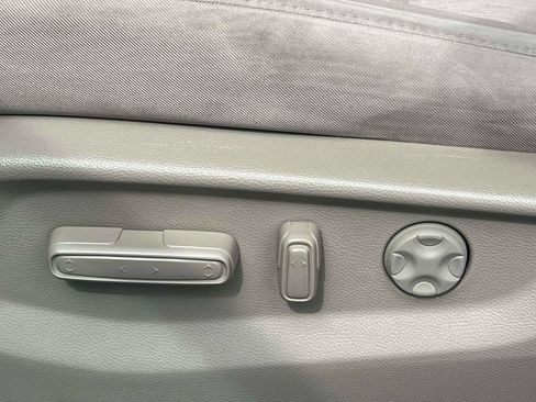 Used 2019 Honda Odyssey EX image 15