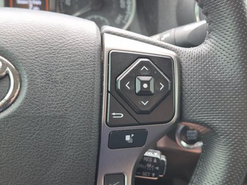 Used 2023 Toyota Tacoma SR5 RWD image 5