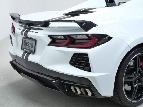 Used 2022 Chevrolet Corvette Stingray Preferred Conv w/ Z51 Performance Package RWD image 5