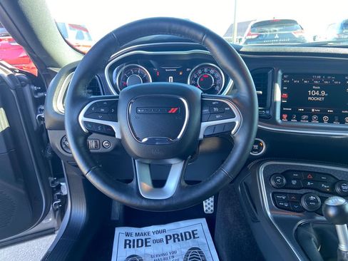 Used 2015 Dodge Challenger R/T Plus RWD image 19