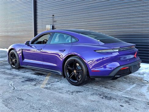 New 2025 Porsche Taycan GTS image 3