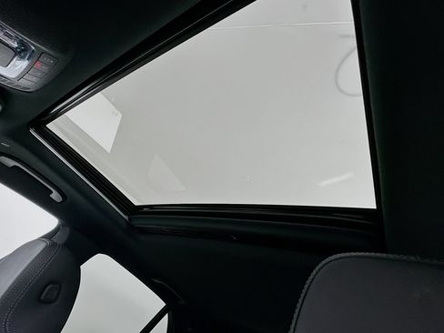 Certified 2025 Mercedes-Benz GLE 350 4MATIC image 23