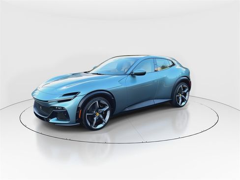 Used 2023 Ferrari Purosangue image 4