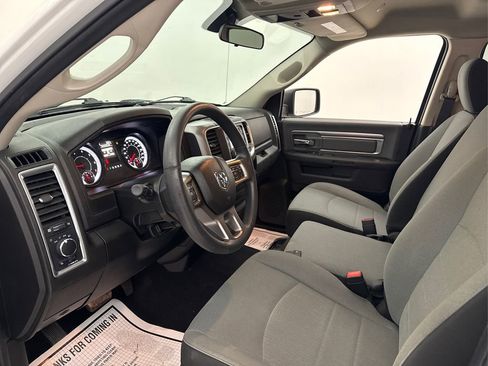 Used 2022 RAM 1500 Classic SLT image 35