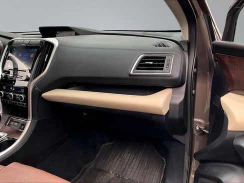 Used 2021 Subaru Ascent Touring AWD/4WD image 22