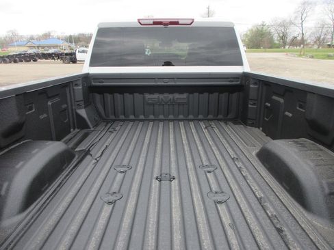 New 2026 GMC Sierra 3500 AT4 AWD/4WD image 7