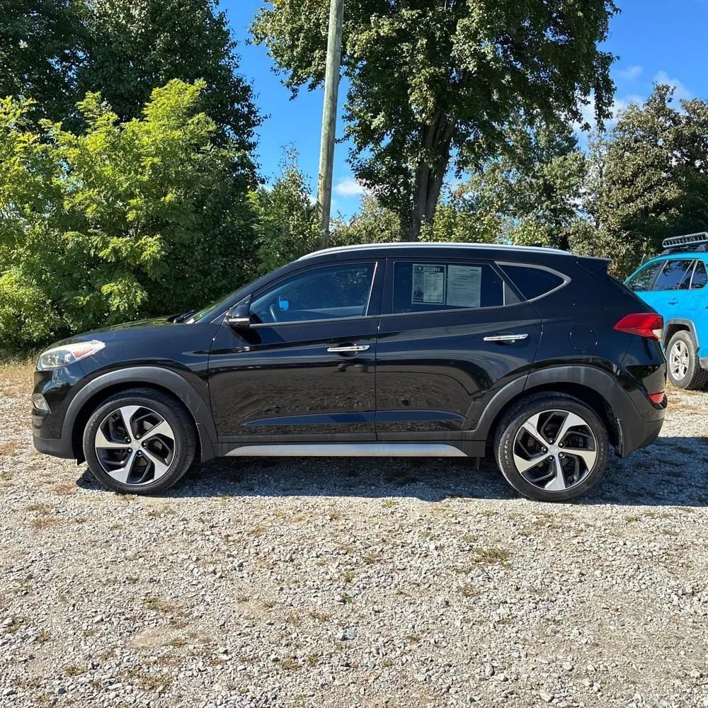 Used 2017 Hyundai Tucson Limited w/ Cargo Package AWD/4WD image 3