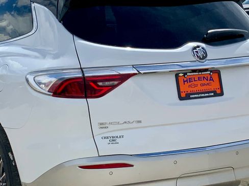 Used 2022 Buick Enclave Premium AWD/4WD image 14