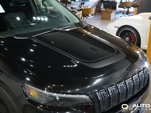Used 2022 Jeep Cherokee Sport AWD/4WD image 4