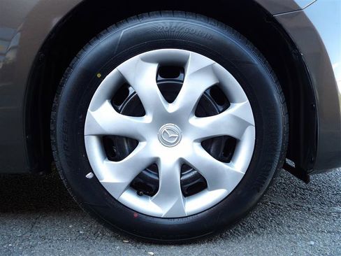 Used 2014 MAZDA MAZDA3 i Sport image 8