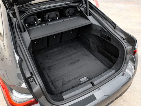 Used 2022 BMW i4 eDrive40 w/ M Sport Package RWD image 47