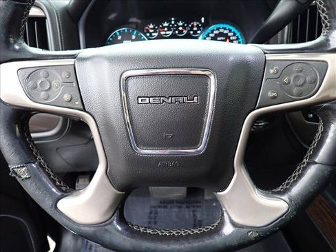 Used 2019 GMC Sierra 2500 Denali w/ Duramax Plus Package AWD/4WD image 18