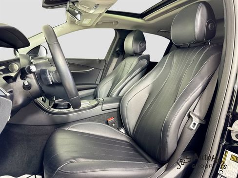 Used 2023 Mercedes-Benz E 350 4MATIC Sedan image 11