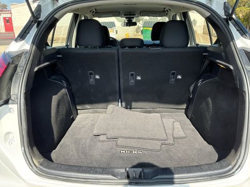 Used 2024 Nissan Kicks SV FWD image 20