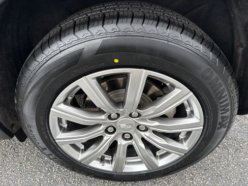 Used 2022 Cadillac XT4 Premium Luxury w/ Safety Alert Package FWD image 20