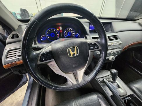 Used 2010 Honda Crosstour EX-L image 11
