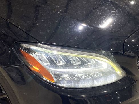 Used 2019 Mercedes-Benz C 300 Sedan image 21