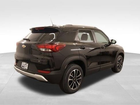 New 2026 Chevrolet TrailBlazer LT w/ Convenience Package image 2