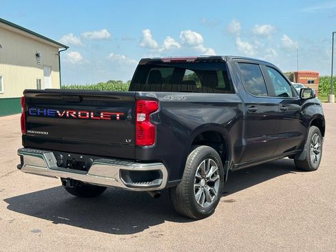 Used 2023 Chevrolet Silverado 1500 LT AWD/4WD image 6
