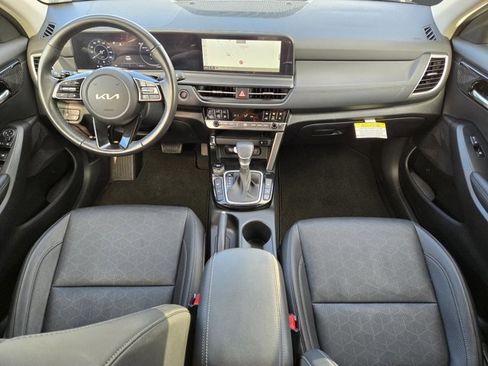 Certified 2025 Kia Seltos EX image 15