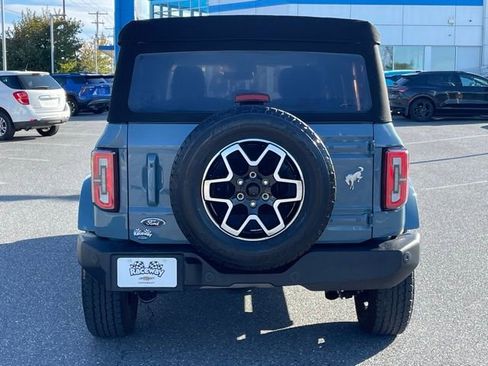 Used 2022 Ford Bronco Outer Banks image 15