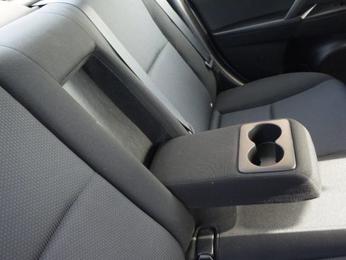 Used 2010 MAZDA MAZDA3 i Touring image 29