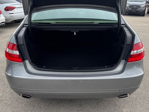 Used 2010 Mercedes-Benz E 350 4MATIC Sedan image 10