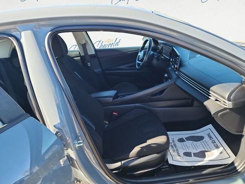 Used 2021 Hyundai Elantra SEL w/ Convenience Package image 13
