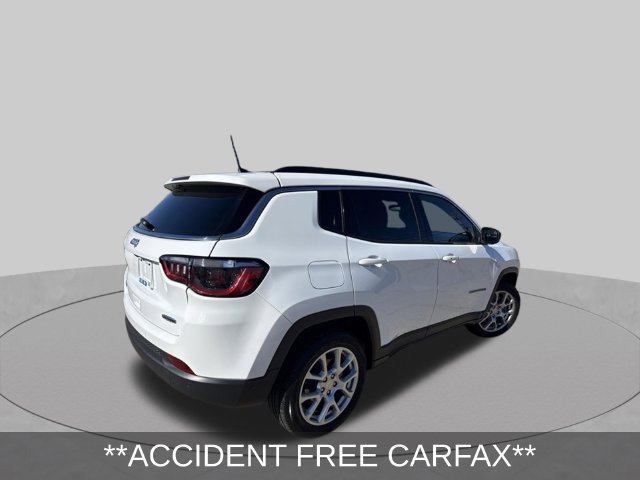 Used 2023 Jeep Compass Latitude AWD/4WD image 4