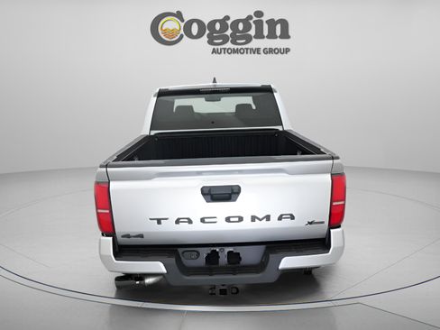 New 2026 Toyota Tacoma SR5 AWD/4WD image 16