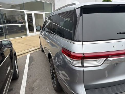 Used 2024 Lincoln Navigator Black Label AWD/4WD image 7