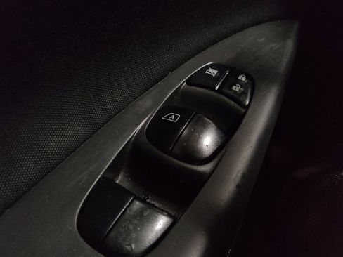 Used 2019 Nissan Sentra SV FWD image 27