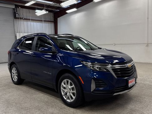 Used 2023 Chevrolet Equinox LT image 27